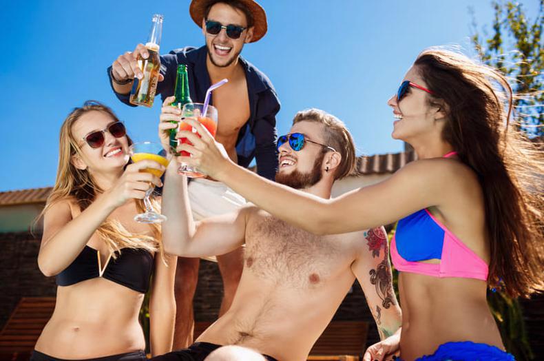 zycie klubowe na Ibizie